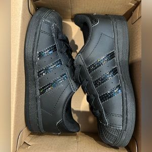 Adidas black toddler sneakers. Gently worn. Size 8K